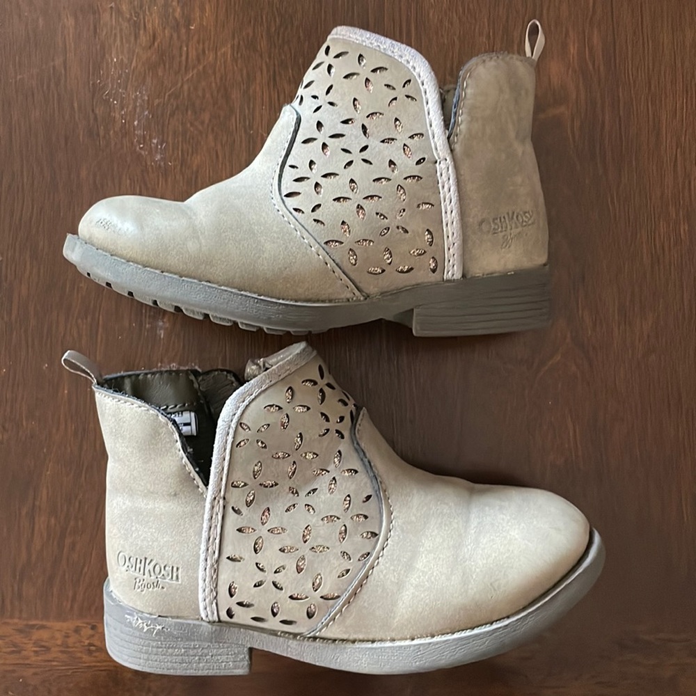 Toddler girls booties